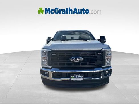 New 2026 Ford F250 XL w/ XL Chrome Package AWD/4WD image 8