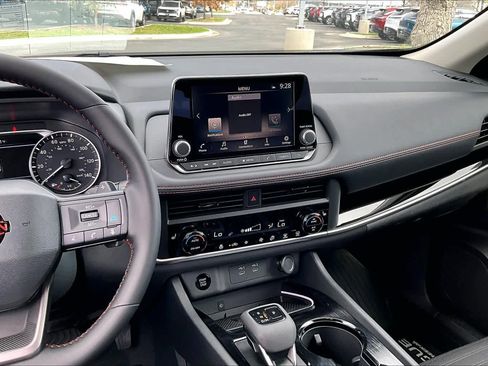 New 2026 Nissan Rogue SV image 6