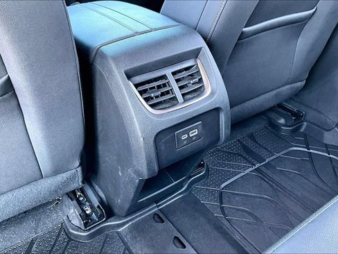 Used 2024 Chevrolet Blazer LT w/ Midnight/Sport Edition FWD image 25