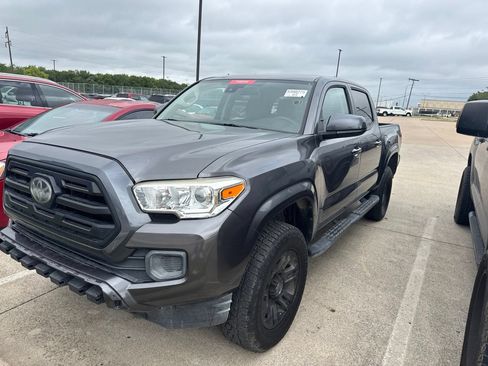 Used 2019 Toyota Tacoma SR w/ SR Convenience Package RWD image 1