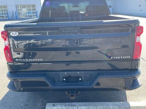 Used 2022 Chevrolet Silverado 1500 Custom image 15