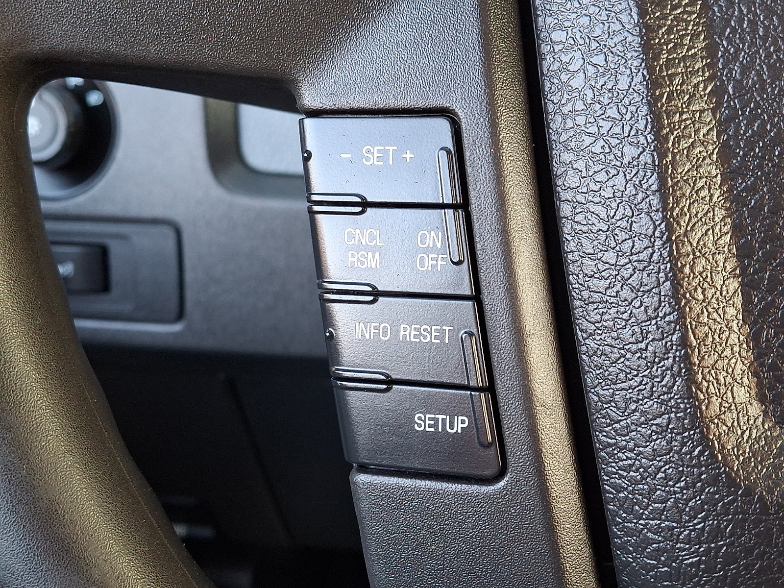 Used 2014 Ford F150 STX w/ Equipment Group 201A Mid AWD/4WD image 19