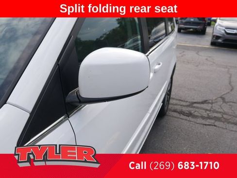Used 2017 Dodge Grand Caravan SXT FWD image 12