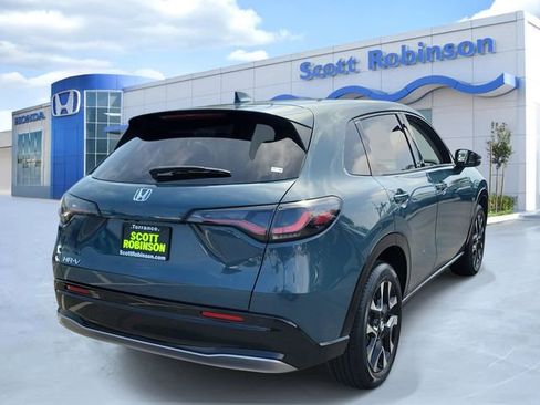 Certified 2026 Honda HR-V EX-L image 4