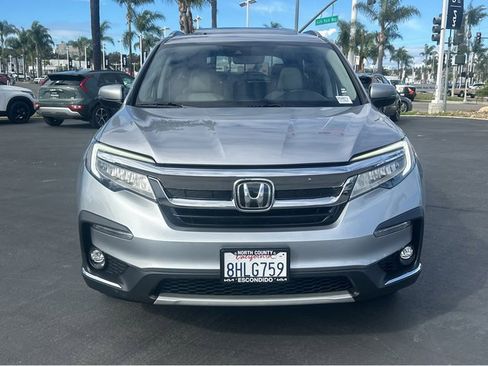 Used 2019 Honda Pilot Touring image 3