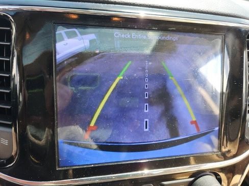 Used 2019 Jeep Grand Cherokee Limited image 25