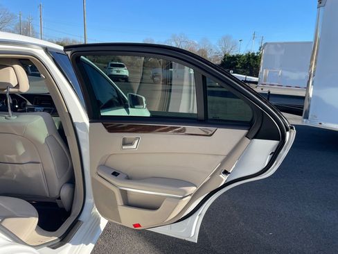 Used 2014 Mercedes-Benz E 350 E350 image 19