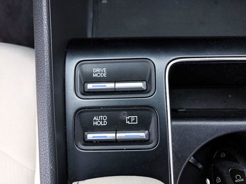 Used 2024 Hyundai Sonata SEL w/ Convenience Package image 29