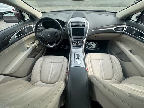 Used 2017 Lincoln MKZ Reserve FWD image 13