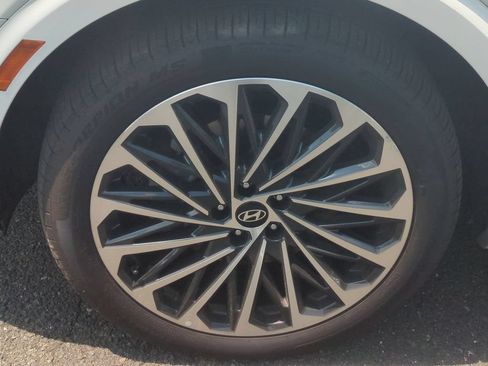 Certified 2026 Hyundai Palisade Calligraphy AWD/4WD image 9