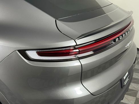 New 2026 Porsche Cayenne Coupe image 16
