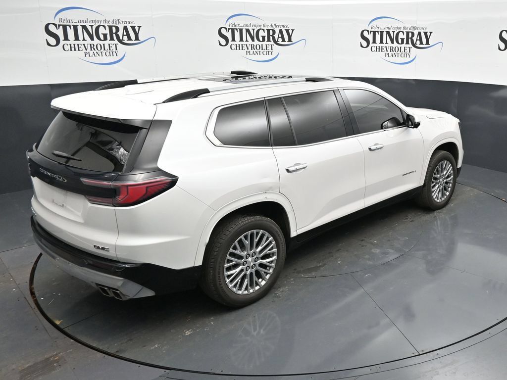 Used 2025 GMC Acadia Denali w/ LPO, Floor Liner Package FWD image 24