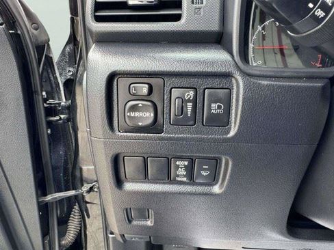 Used 2024 Toyota 4Runner SR5 AWD/4WD image 25