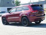 Used 2019 Jeep Grand Cherokee Altitude image 4