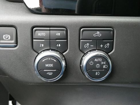 Certified 2024 GMC Sierra 1500 Elevation image 24