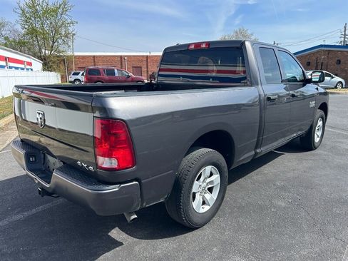 Used 2018 RAM 1500 Express AWD/4WD image 3