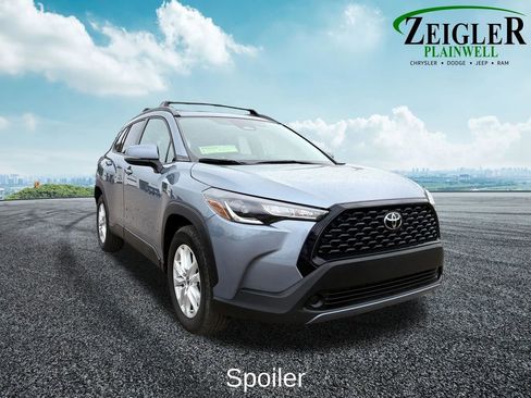 Used 2024 Toyota Corolla Cross LE w/ Moonroof Package AWD/4WD image 8