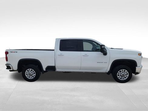 Used 2022 Chevrolet Silverado 2500 LT w/ Convenience Package AWD/4WD image 10