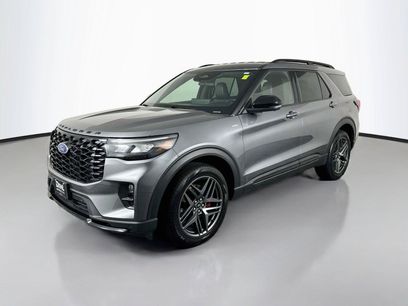 Used 2025 Ford Explorer ST-Line w/ ST-Line Street Pack