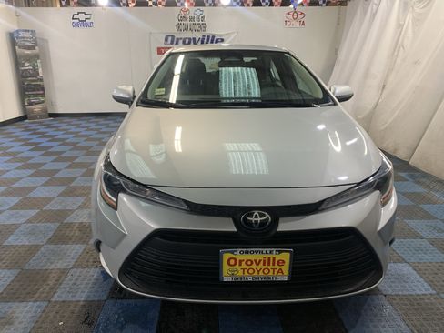 Used 2023 Toyota Corolla LE image 8