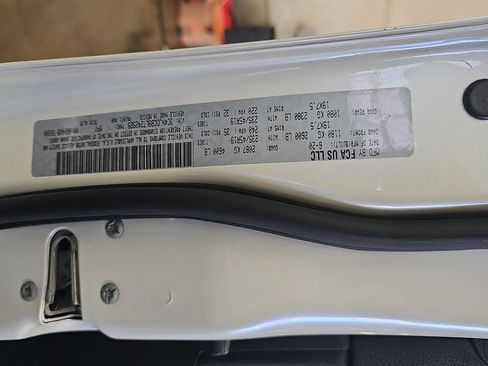 Used 2020 Jeep Compass Limited w/ Premium Lighting Group image 33