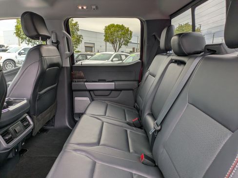 Used 2022 Ford F150 Lariat image 14