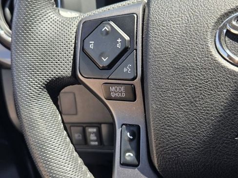 Used 2022 Toyota Tacoma TRD Off-Road w/ TRD Premium Off Road Package RWD image 27