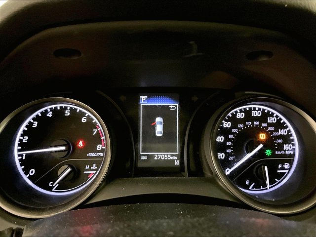 Used 2022 Toyota Camry SE FWD image 19