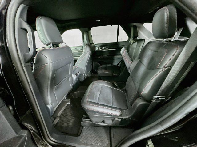 Certified 2025 Ford Explorer ST AWD/4WD image 31