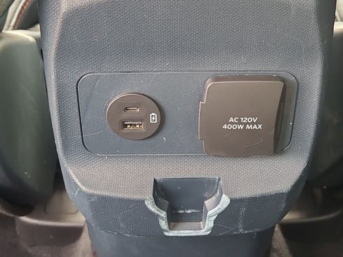 Used 2022 Ford Maverick XLT w/ XLT Luxury Package image 16