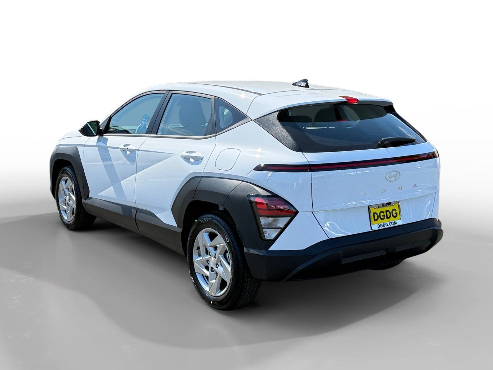 Certified 2026 Hyundai Kona SE FWD image 3