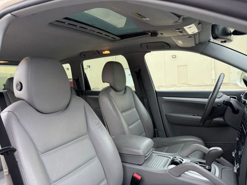 Used 2009 Porsche Cayenne S AWD/4WD image 15
