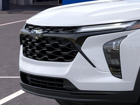 New 2026 Chevrolet Trax LT w/ Driver Confidence Package FWD image 13