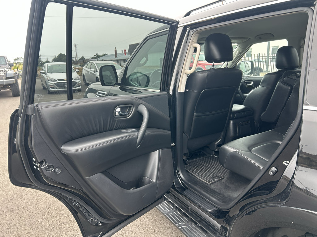 Used 2021 Nissan Armada SV AWD/4WD image 33