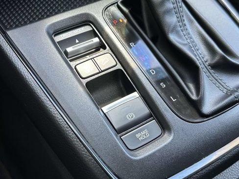 Used 2024 Honda CR-V EX image 32