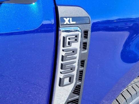 New 2026 Ford F250 XL w/ XL Driver Assist Package RWD image 44