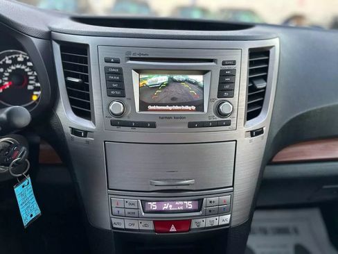 Used 2014 Subaru Outback 2.5i Limited image 42
