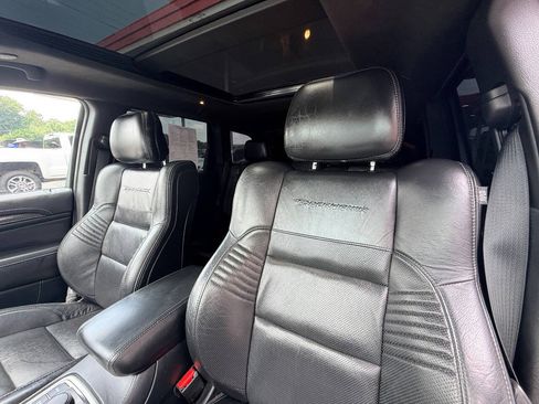Used 2018 Jeep Grand Cherokee Trackhawk AWD/4WD image 27