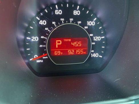 Used 2018 Kia Soul + FWD image 16
