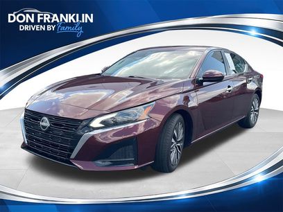 Used 2023 Nissan Altima 2.5 SV