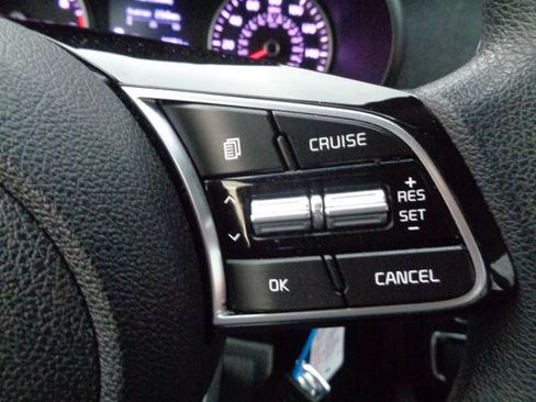 Used 2020 Kia Optima LX FWD image 36