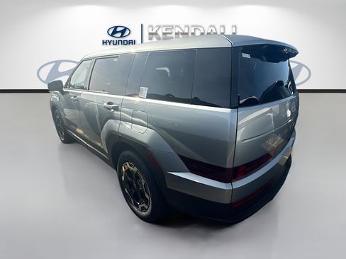 New 2026 Hyundai Santa Fe SE FWD image 4