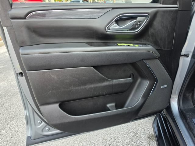 Used 2024 GMC Yukon SLT RWD image 17