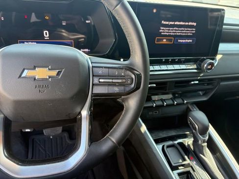 Used 2024 Chevrolet Colorado LT w/ LT Convenience Package RWD image 7