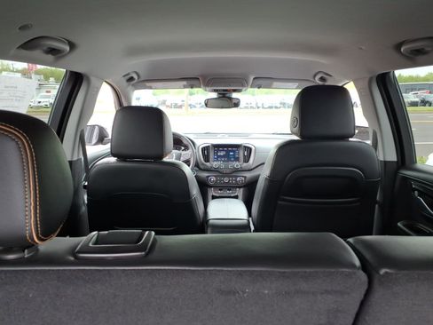Certified 2023 GMC Terrain AT4 AWD/4WD image 19