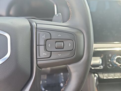 Used 2024 GMC Sierra 1500 AT4 w/ Technology Package AWD/4WD image 22