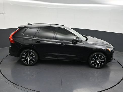 Certified 2024 Volvo XC60 B5 Plus w/ Protection Package Premier AWD/4WD image 24