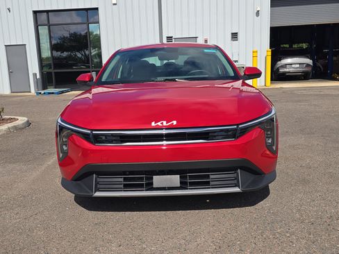 Certified 2025 Kia K4 EX FWD image 3
