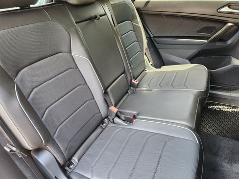 Used 2024 Volkswagen Tiguan SEL R-Line AWD/4WD image 17