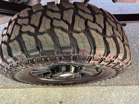 Used 2021 Ford F250 XL w/ Power Equipment Group image 8